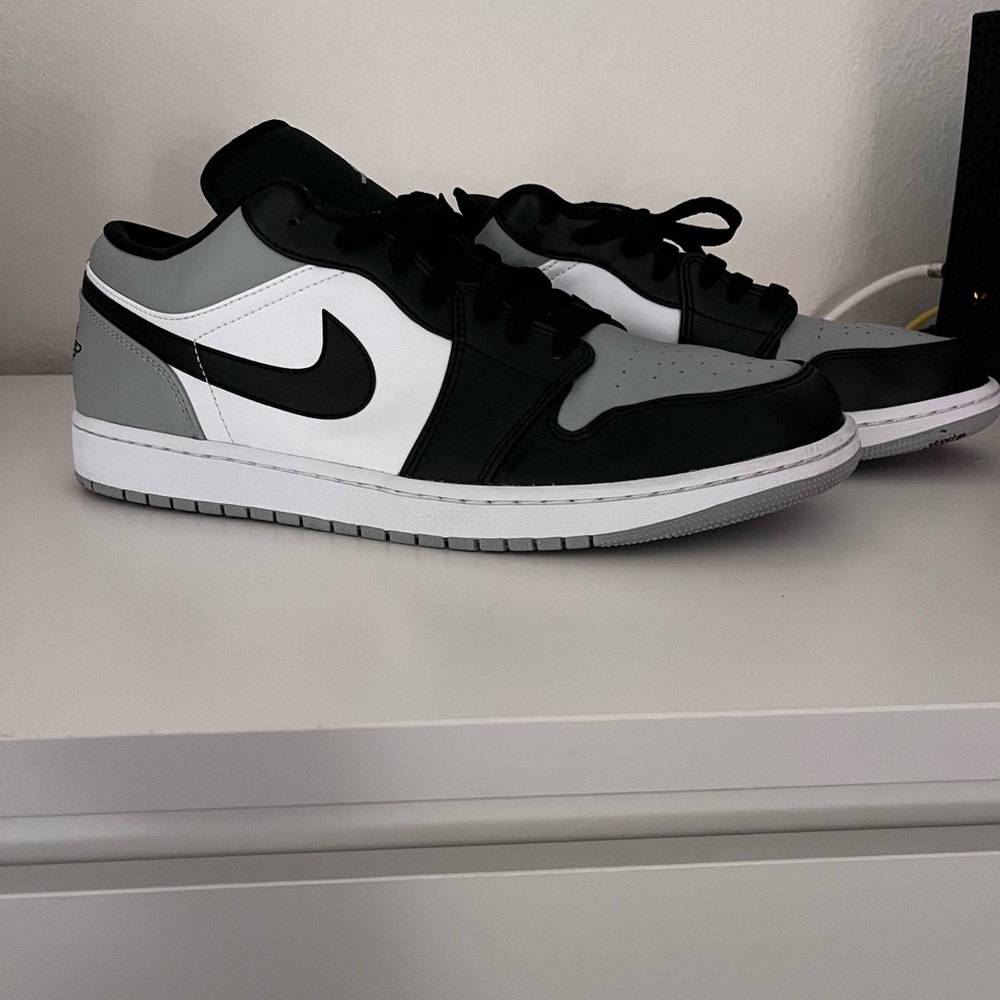 Nike Air Jordan Retro 1 Gently Worn
